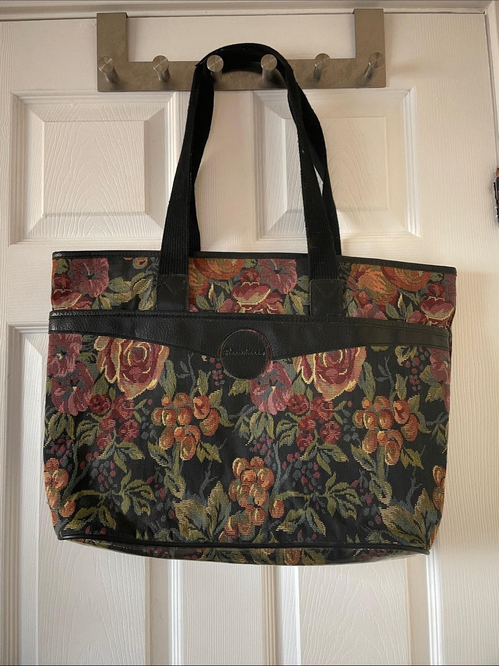 VINTAGE gorgeous cottage core dark floral fruit tapestry tote bag